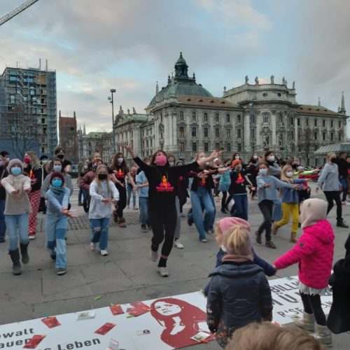 One Billion Rising 2022 im Spielhaus Sophienstraße
